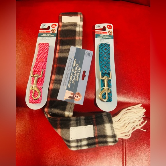 Doggy scarf/Leash bundles - Picture 2 of 5